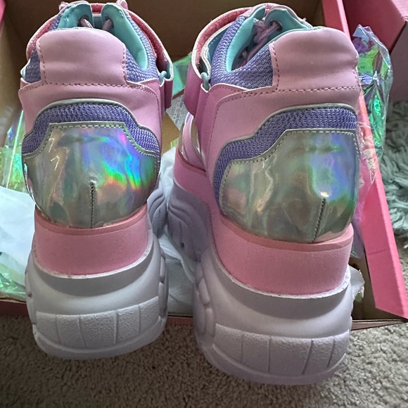 Dollskill sugar thrillz platform heart sneakers - Picture 4 of 6